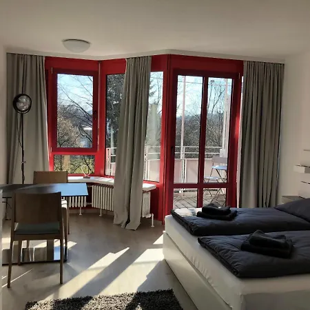 Zu Gast Im Mehrgenerationenwohnen 公寓 *