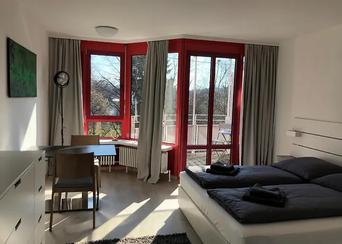 Zu Gast Im Mehrgenerationenwohnen Lägenhet *